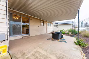 1760 Vanderbeck Ln, Woodburn, OR 97071 - Photo 18