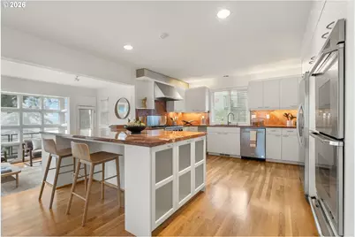 2801 SW Hillsboro St, Portland, OR 97239 - Photo 14