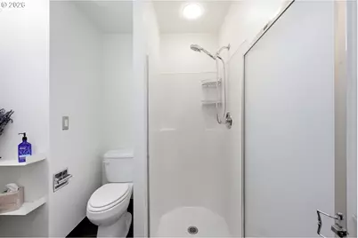 3615 SE Willamette Ave, Milwaukie, OR 97222 - Photo 24