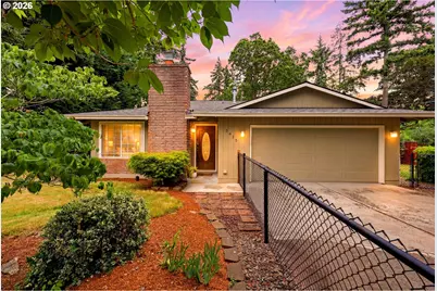 3615 SE Willamette Ave, Milwaukie, OR 97222 - Photo 2
