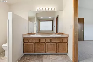17512 NW Fieldstone Dr, Beaverton, OR 97006 - Photo 24