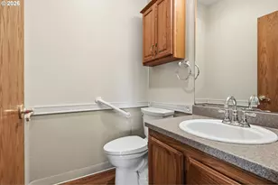 17512 NW Fieldstone Dr, Beaverton, OR 97006 - Photo 18