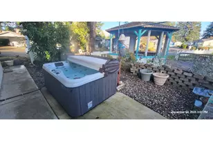 1765 Shorepines Dr, Coos Bay, OR 97420 - Photo 26