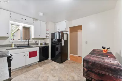 17660 NW Shorewood Dr, Beaverton, OR 97006 - Photo 4