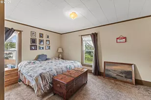 1150 W 8th St, Coquille, OR 97423 - Photo 36