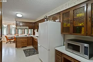 1650 Springhill Dr, Albany, OR 97321 - Photo 24