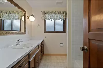 1650 Springhill Dr, Albany, OR 97321 - Photo 40