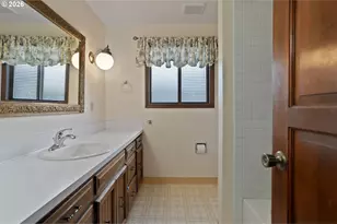 1650 Springhill Dr, Albany, OR 97321 - Photo 40