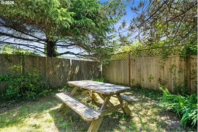 552 Highway 101, Rockaway Beach, OR 97136 - Photo 20