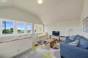 552 Hwy 101, Rockaway Beach, OR 97136 - Photo 16