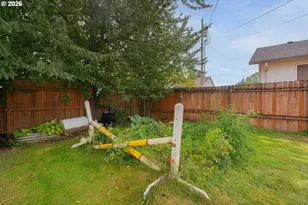 3802 C St, Washougal, WA 98671 - Photo 28
