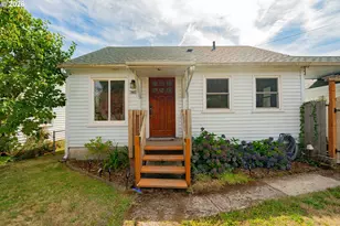 3802 C St, Washougal, WA 98671 - Photo 2