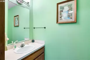 3310 Crocker Ln, Albany, OR 97321 - Photo 30