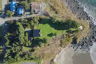 409 Jackson St, Port Orford, OR 97465 - Photo 6