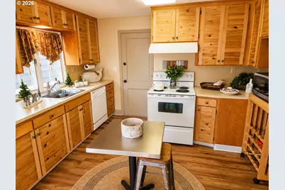 6537 NW Logan Rd, Lincoln City, OR 97367 - Photo 16
