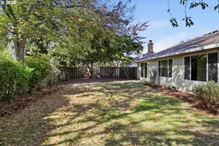 17210 NW Lonerock Ln, Beaverton, OR 97006 - Photo 36