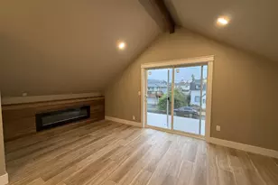 238 Oak St, Florence, OR 97439 - Photo 10