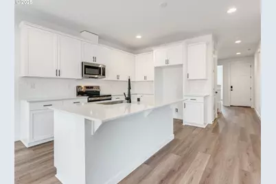 11016 NE 131st Ct, Vancouver, WA 98682 - Photo 4