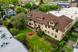 1830 NW 23rd Pl, Portland, OR 97210 - Photo 2