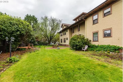 1830 NW 23rd Pl, Portland, OR 97210 - Photo 16