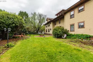 1830 NW 23rd Pl, Portland, OR 97210 - Photo 16