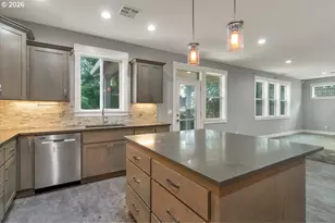 5176 Kensington Ct, Keizer, OR 97303 - Photo 16