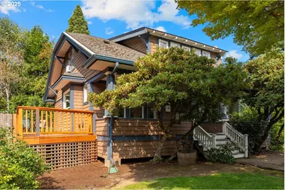 8005 SW 46th Ave, Portland, OR 97219 - Photo 2