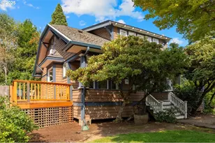 8005 SW 46th Ave, Portland, OR 97219 - Photo 2