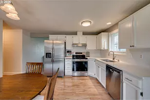 513 SE 10th St, Battle Ground, WA 98604 - Photo 6