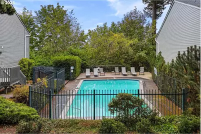 44 Eagle Crest Dr #38, Lake Oswego, OR 97035 - Photo 24