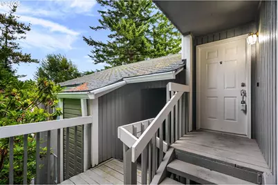 44 Eagle Crest Dr #38, Lake Oswego, OR 97035 - Photo 4
