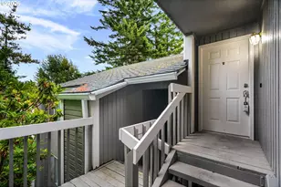 44 Eagle Crest Dr, Lake Oswego, OR 97035 - Photo 4
