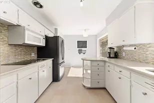 1110 E 28th Ave, Spokane, WA 99203 - Photo 10