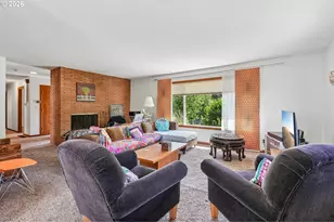 727 SE 54th Ave, Portland, OR 97215 - Photo 10