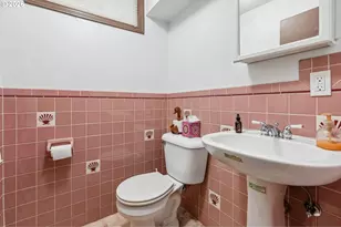 727 SE 54th Ave, Portland, OR 97215 - Photo 22
