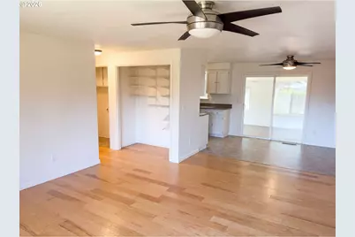 4927 Trade Wind Ave, Keizer, OR 97303 - Photo 8