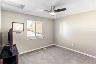 19453 Sunset Springs Dr, Oregon City, OR 97045 - Photo 18