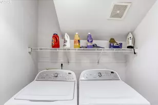 19453 Sunset Springs Dr, Oregon City, OR 97045 - Photo 22