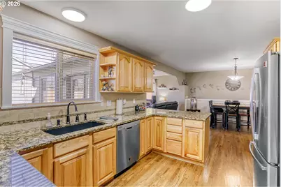 19453 Sunset Springs Dr, Oregon City, OR 97045 - Photo 14