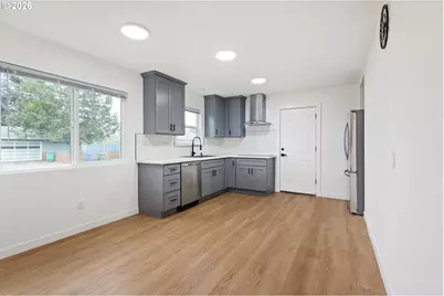 8625 SE Knapp St, Portland, OR 97266 - Photo 4