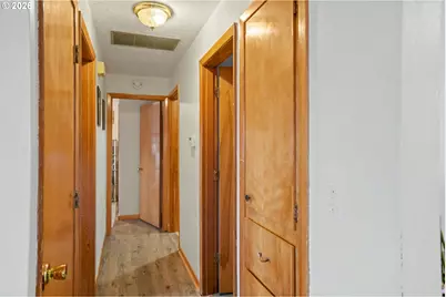 4166 Cranston St, Salem, OR 97301 - Photo 8