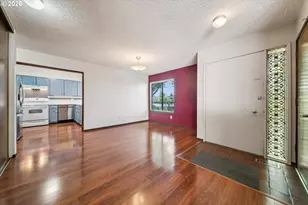 12517 NE Shaver St, Portland, OR 97230 - Photo 6