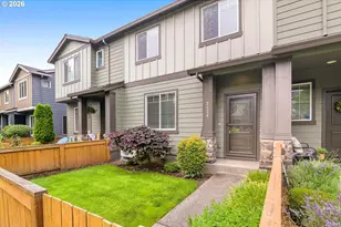 2138 NE 4 Seasons Ln, Vancouver, WA 98684 - Photo 2