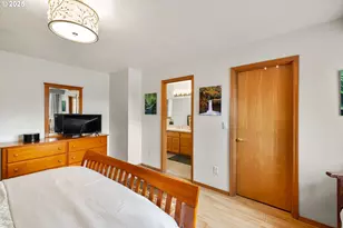 1021 SW 24th St, Troutdale, OR 97060 - Photo 20