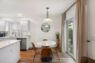 1021 SW 24th St, Troutdale, OR 97060 - Photo 12