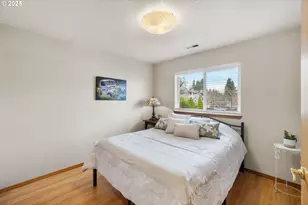 1021 SW 24th St, Troutdale, OR 97060 - Photo 22