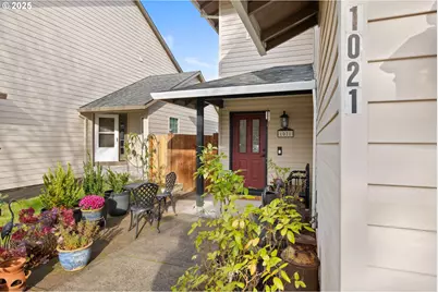 1021 SW 24th St, Troutdale, OR 97060 - Photo 4