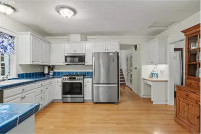 430 Luther St S, Salem, OR 97302 - Photo 14