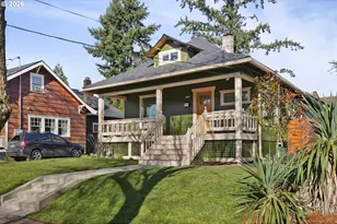 3755 SE Lincoln St, Portland, OR 97214 - Photo 2