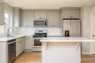 15572 Bachelor Ave, Sandy, OR 97055 - Photo 10